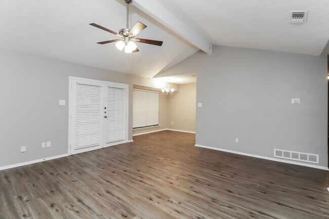 Building Photo - 19 Atlanta Ct