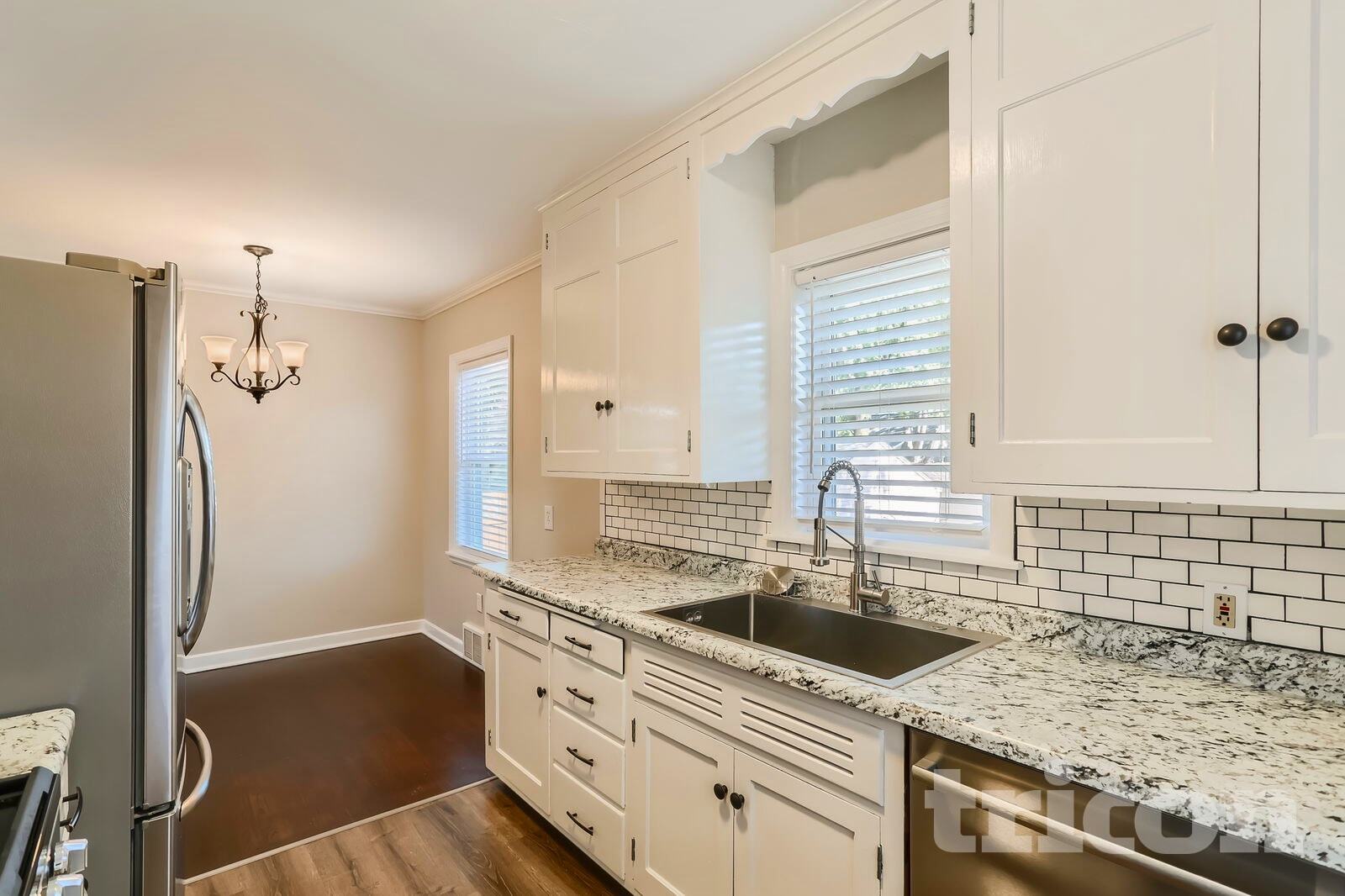 Building Photo - 2833 Louisiana Ave S