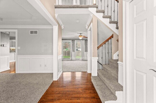 Building Photo - 824 SE 11 Terrace