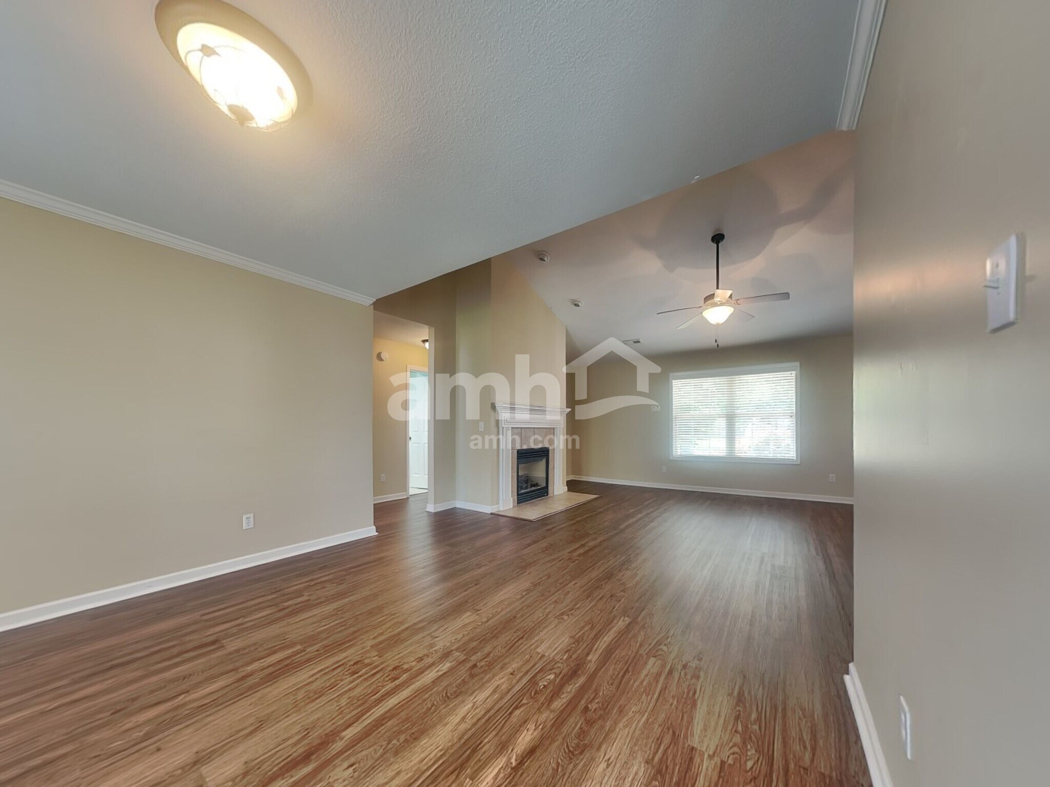 Building Photo - 6560 Gentlewinds Dr