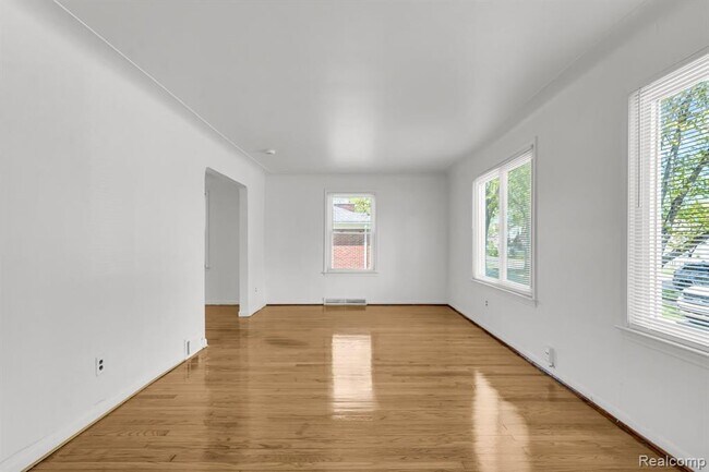 Building Photo - 18792 Old Homestead Dr