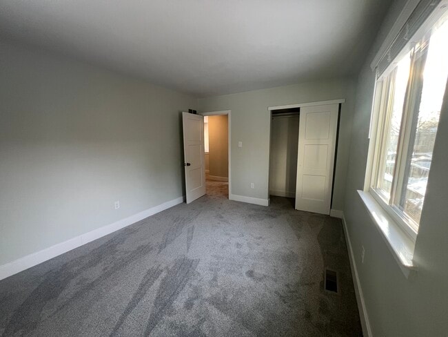 Building Photo - 53 Ember Ln