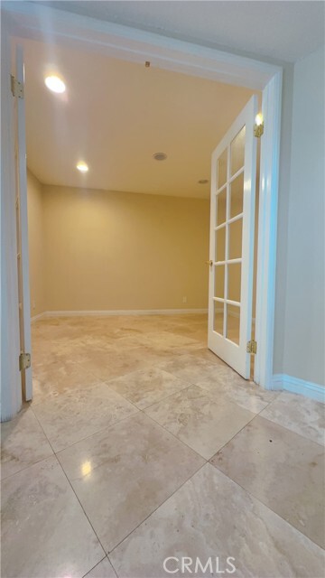 Building Photo - 348 S Prospectors Rd