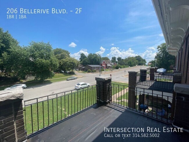 Building Photo - 206 Bellerive Blvd