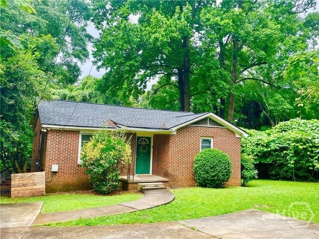 Primary Photo - 135 Appleby Dr