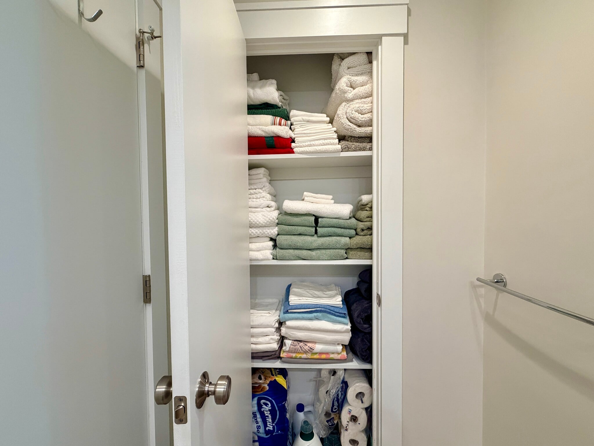 Building Photo - 13 Cottage Ave