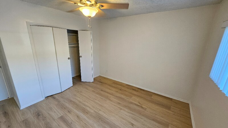 Building Photo - 1130 N Fuller Ave