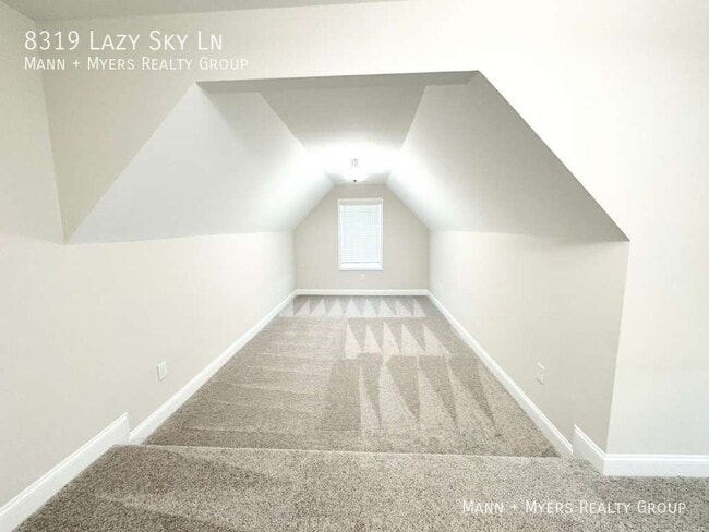 Building Photo - 8319 Lazy Sky Ln