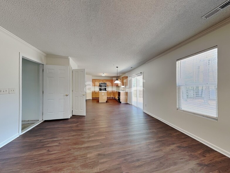 Building Photo - 123 Gatewood Ridge Ct