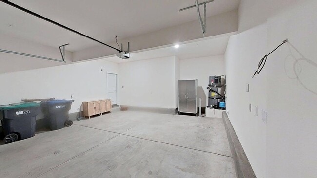 Building Photo - 29378 Bovenzi Wy