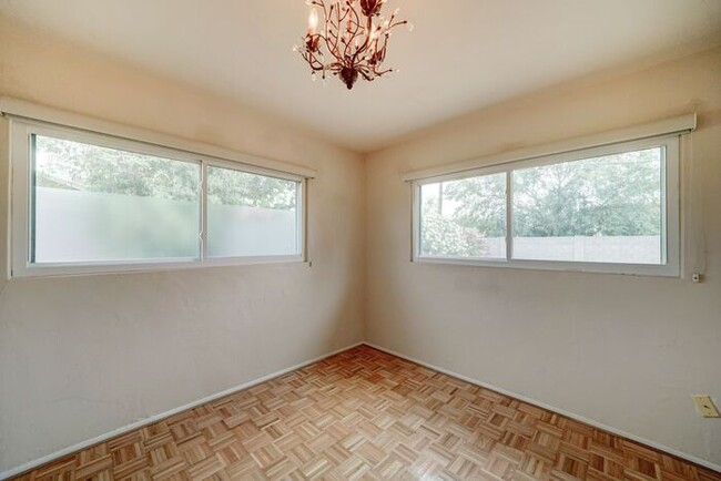 Building Photo - COMING SOON! Charming 2-Bedroom Rental in ...