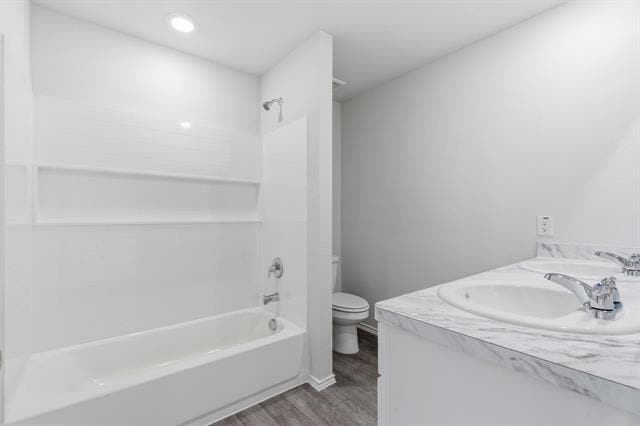 Building Photo - 805 Bluffview Dr