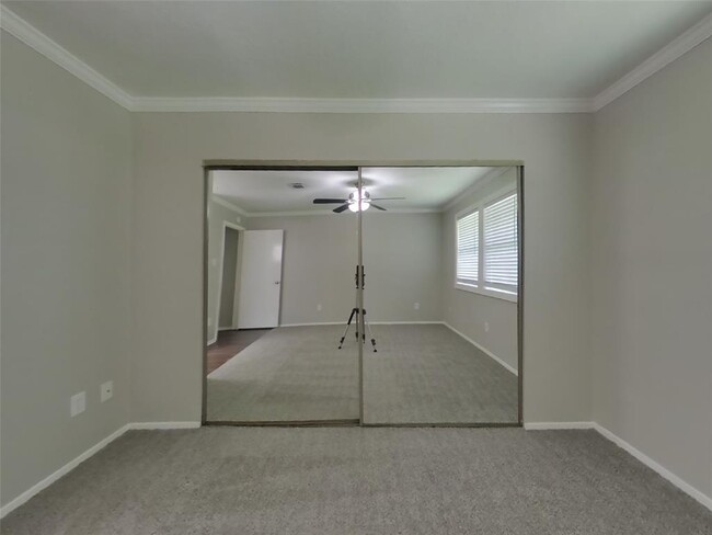 Building Photo - 2824 Sugar Wood Dr