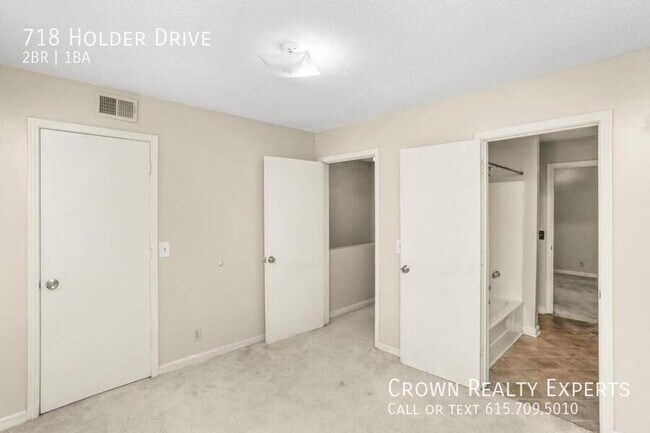 Building Photo - 718 Holder Dr
