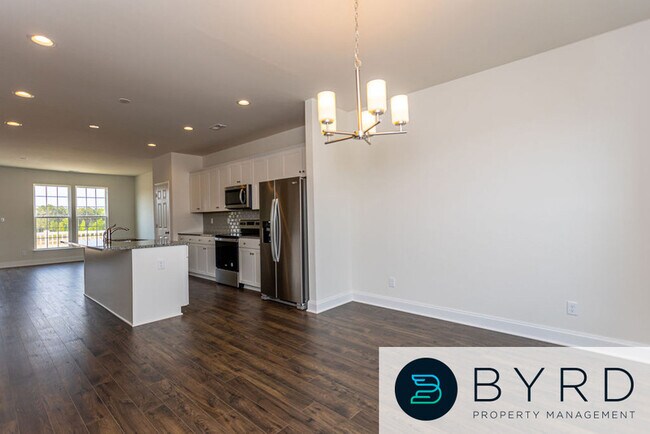 Building Photo - 15212 Dunton Ave