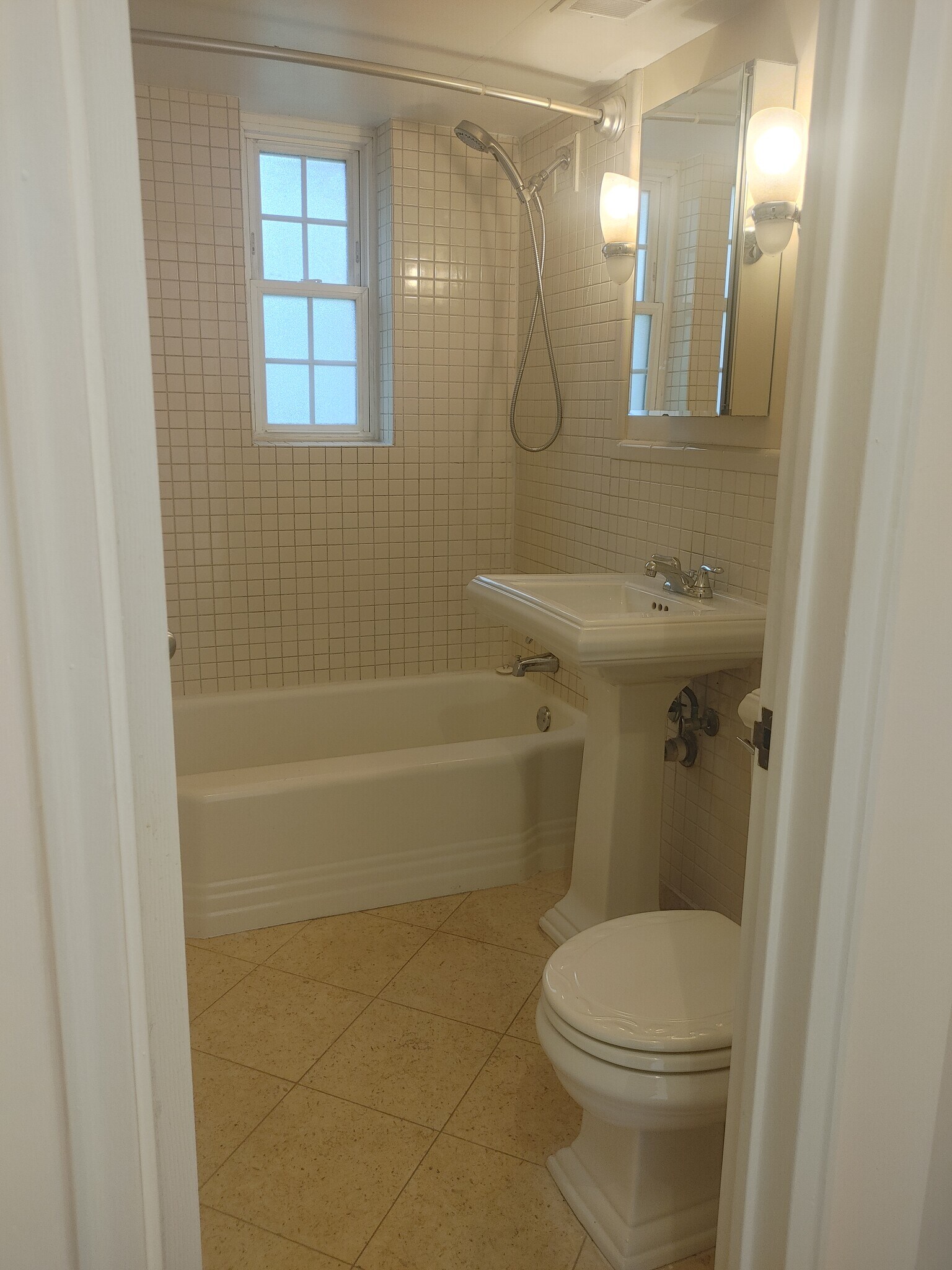 Bathroom - 1301 N Ode St