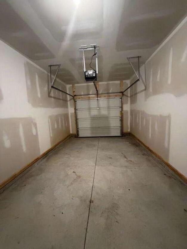 Building Photo - 35300 Condor Ct