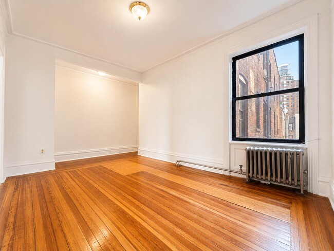 Floorplan - 182 Claremont Avenue