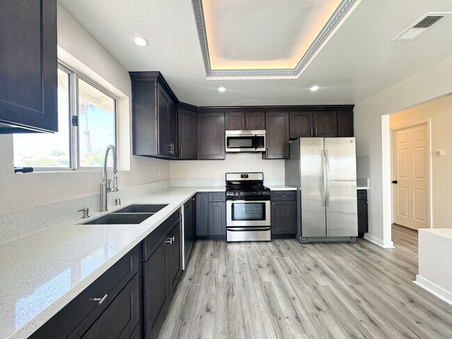Building Photo - 68745 Tachevah Dr