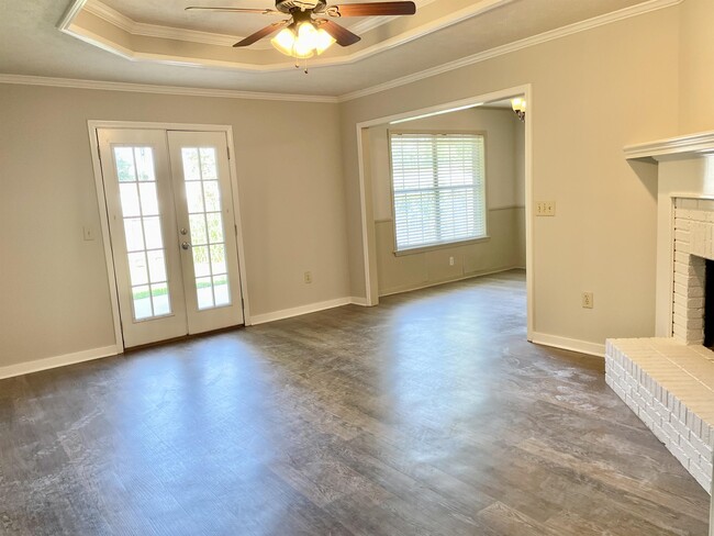 Building Photo - 502 Black Jack Cove