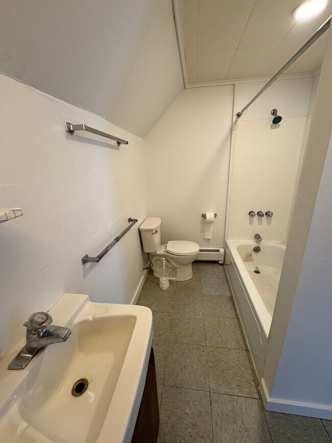 Building Photo - Hale Randolph Apartments