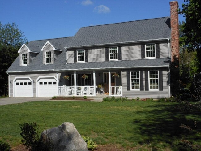 Primary Photo - 5 Allyn Ln