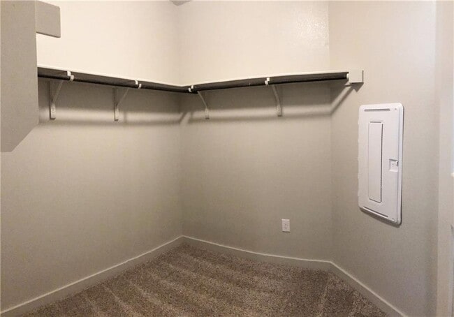 Building Photo - 640 Peace Pipe Way