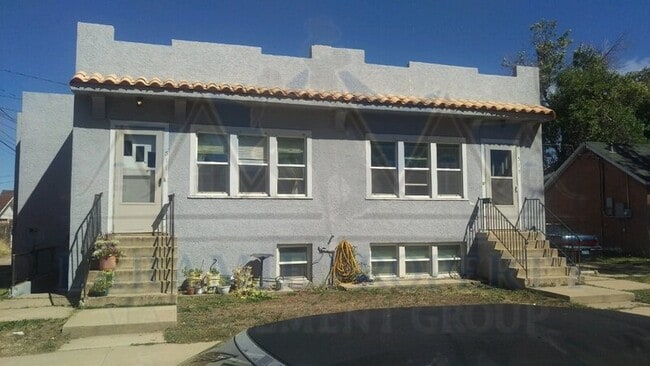 Building Photo - 511 1/2 Lewis St