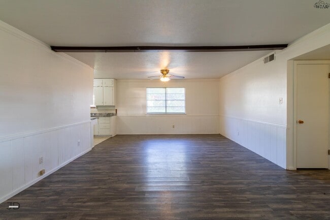 Building Photo - 109 Wood Cir
