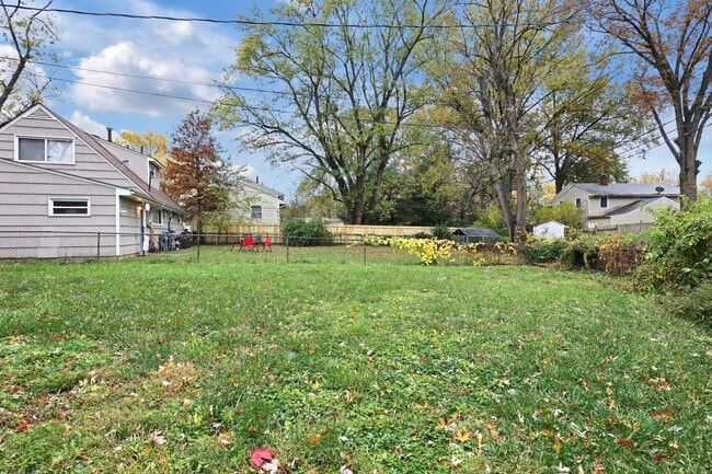 Building Photo - 4691 Janis Dr