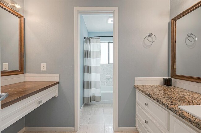 Building Photo - 10919 Villa Lea Ln
