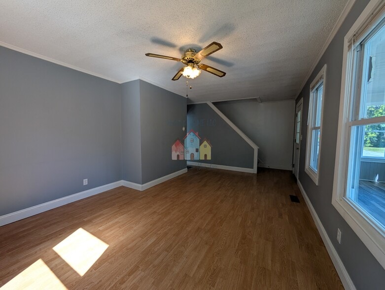 Living Room - 4 Cone St