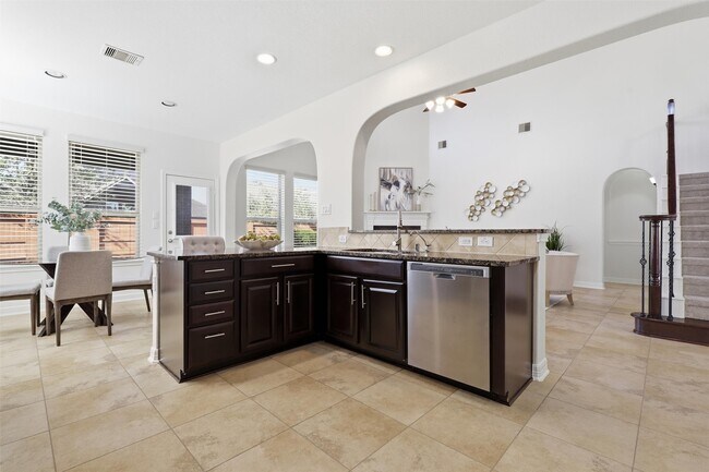 Building Photo - 16919 Talisker Ct