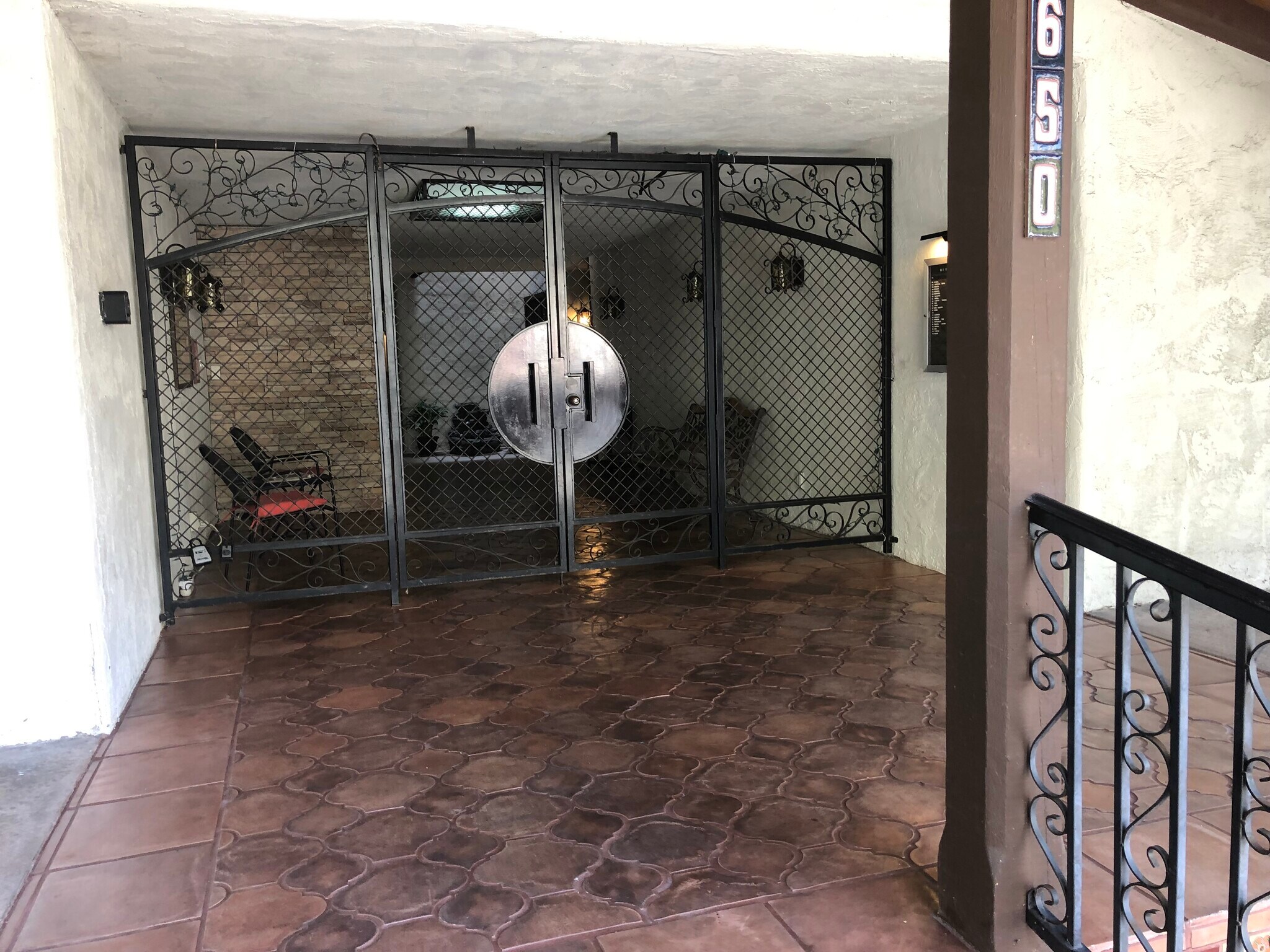 Building Photo - 5650 Sumner Way