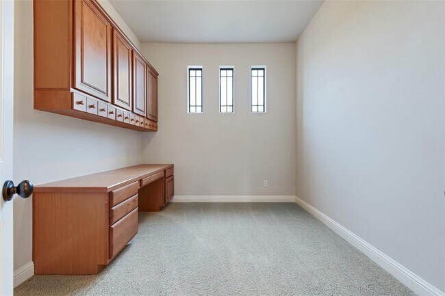 Building Photo - 106 Feritti Dr