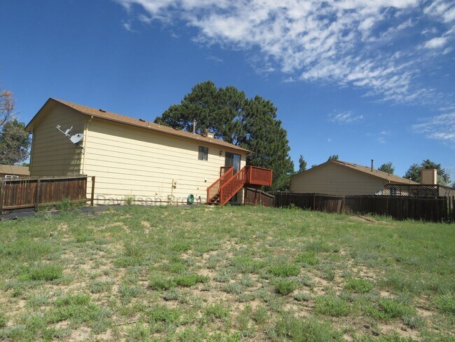 Building Photo - 7615 Rickshaw Dr