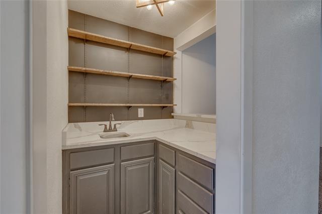 Building Photo - 8104 Lea Shore St