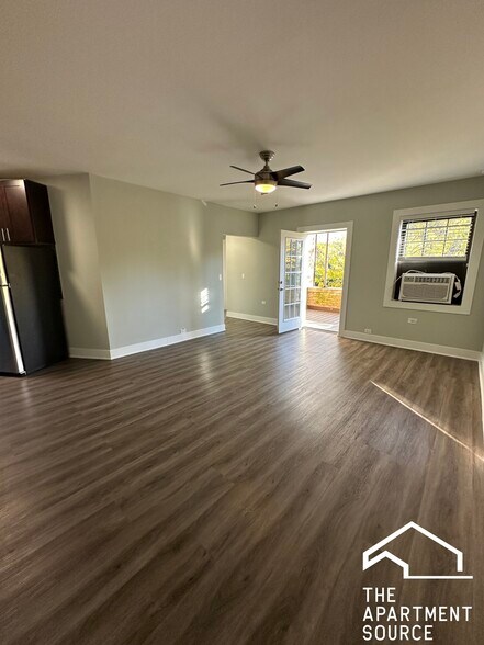 Primary Photo - 730 Judson Ave