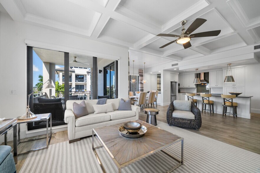 Building Photo - 1035 3rd Ave S