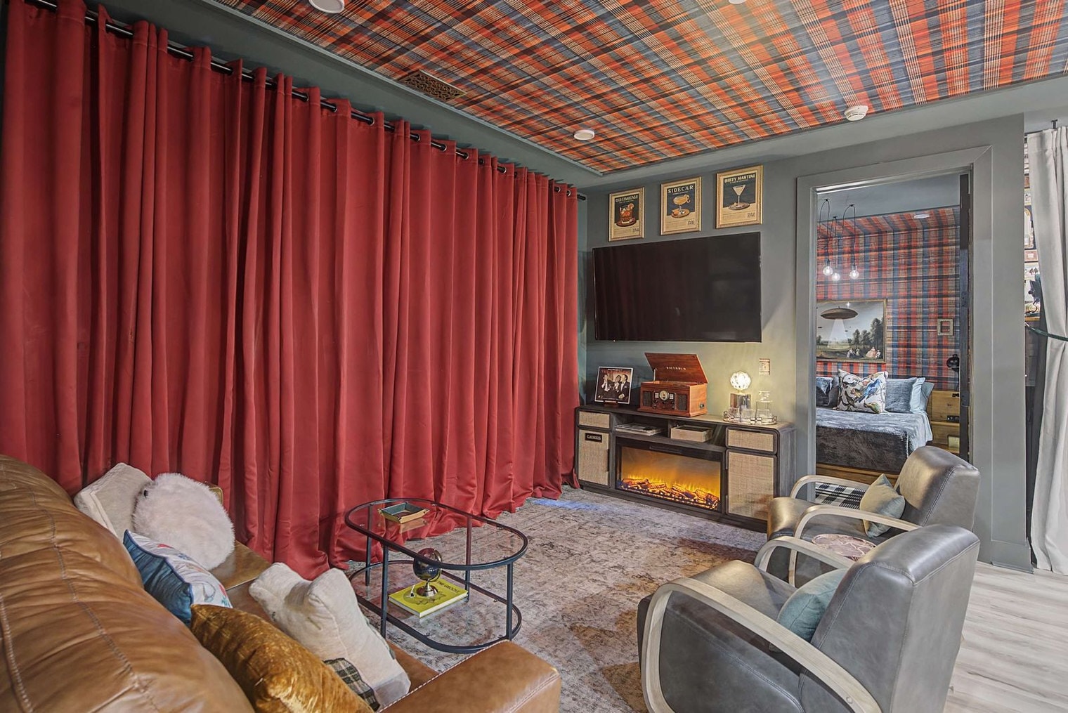 Building Photo - 245 Hermitage Ave