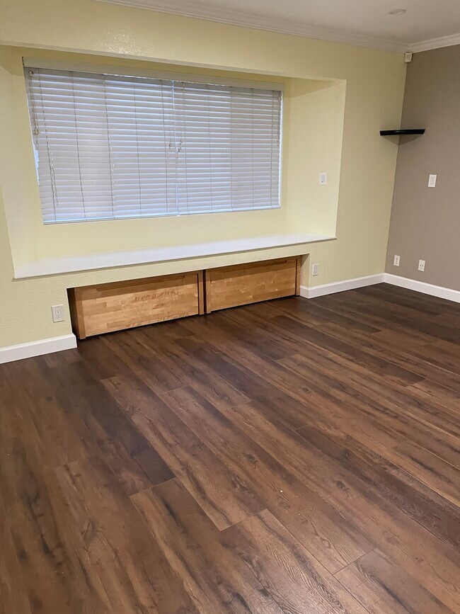 Building Photo - 3311 Garvin Ave