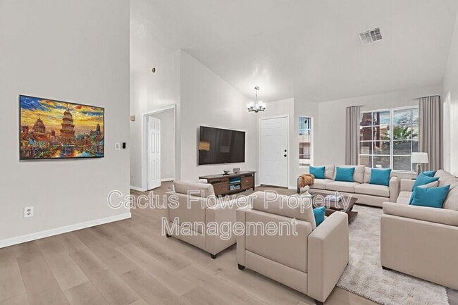 Building Photo - 1132 E Harbor View Dr