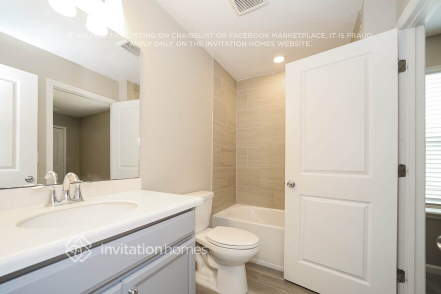 Building Photo - 1302 Coastal Mdw Trl