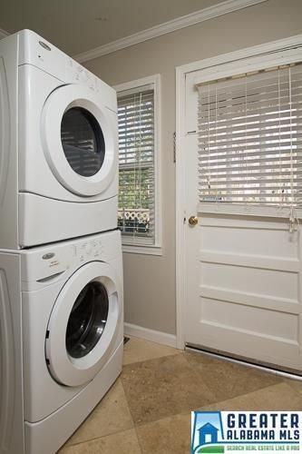 Building Photo - 1016 Edgewood Blvd