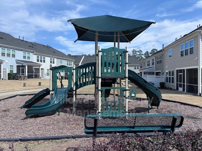 Building Photo - 1112 Lakebrink Dr