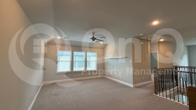 Building Photo - 3508 Covedale Blvd