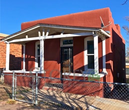 Building Photo - 3424 Navajo St
