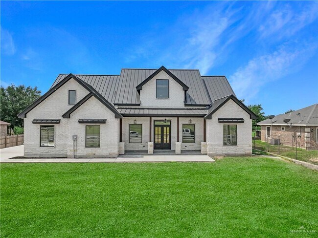 Primary Photo - 23 Davis Rd