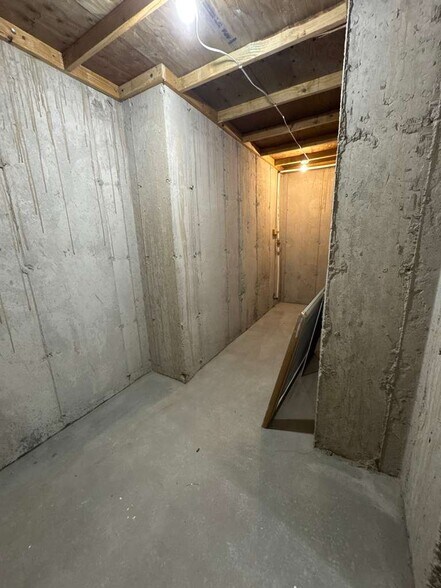 Building Photo - 4589 W Hiddleston Dr