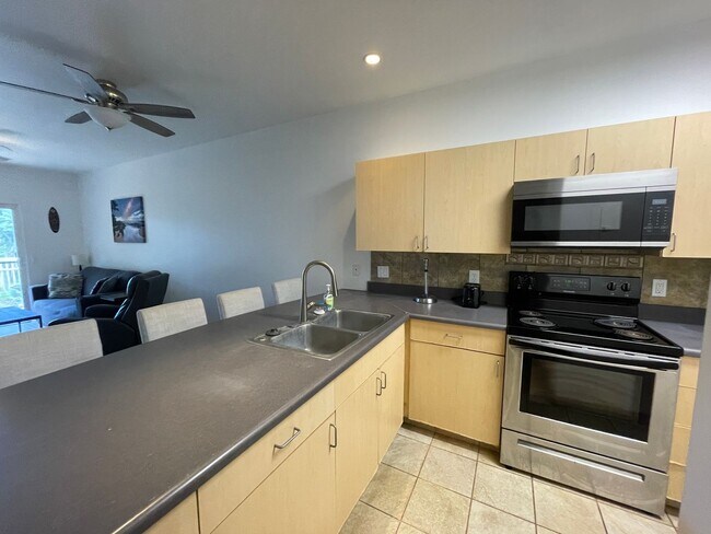 Building Photo - Furnished Napili Villas Two Bedroom/Two Bathroom